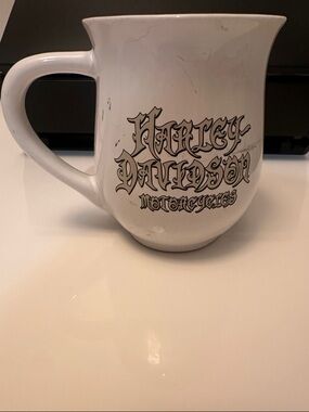 Harley-Davidson Motorcycles White Mug with Black Script Logo. No cracks, Chips.